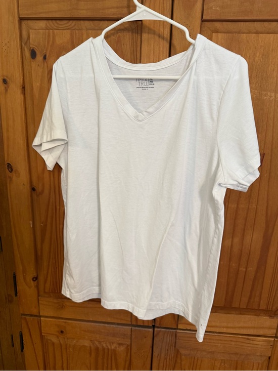 Time and Tru Tops - Time and Tru White V-Neck Tee